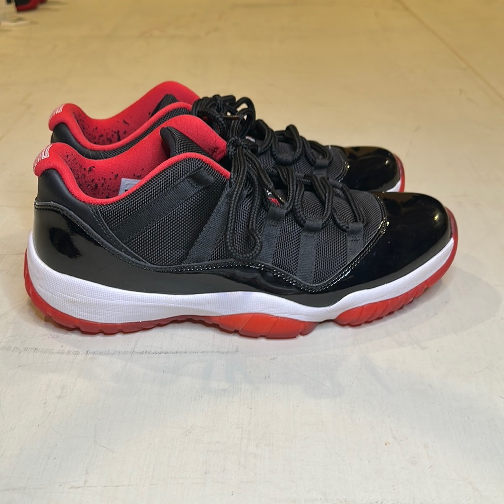 Retro Jordan Bred 11 Low - Size 10 Men’s